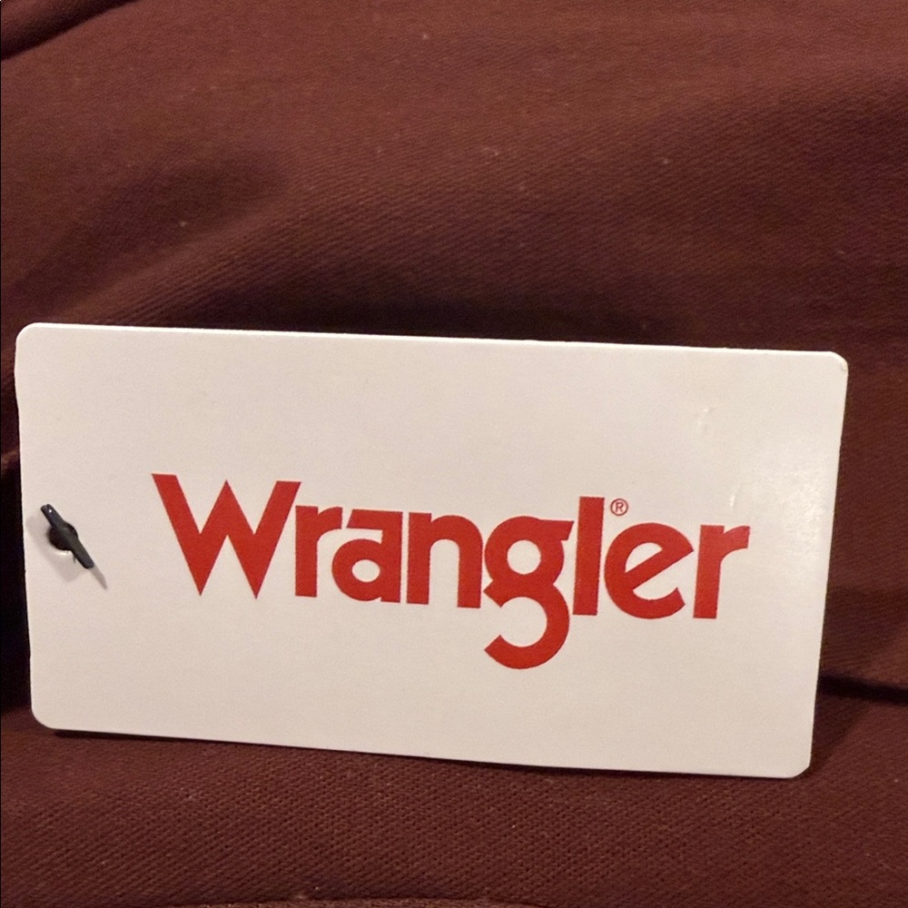 On Sale Today!!!
Wrangler Brick Red Long Sleeve Shirt - Picture 6 of 8